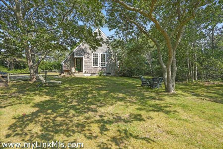 10 Duende Lane  Edgartown