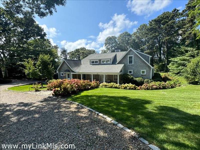 385 Barnes Road  Oak Bluffs