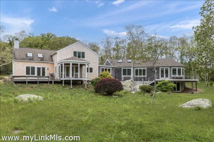 9 Beetlebung Grove Way  Chilmark