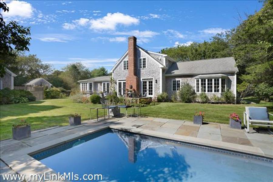 19 Kitts Field Circle  Edgartown