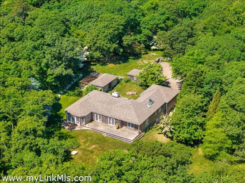 300 North Road  Chilmark