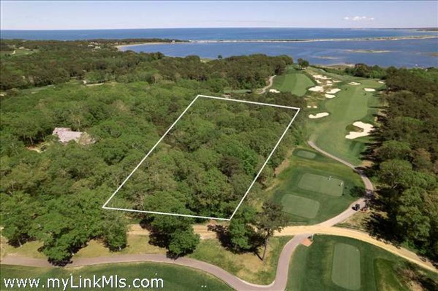 7 Overview Lane  Oak Bluffs