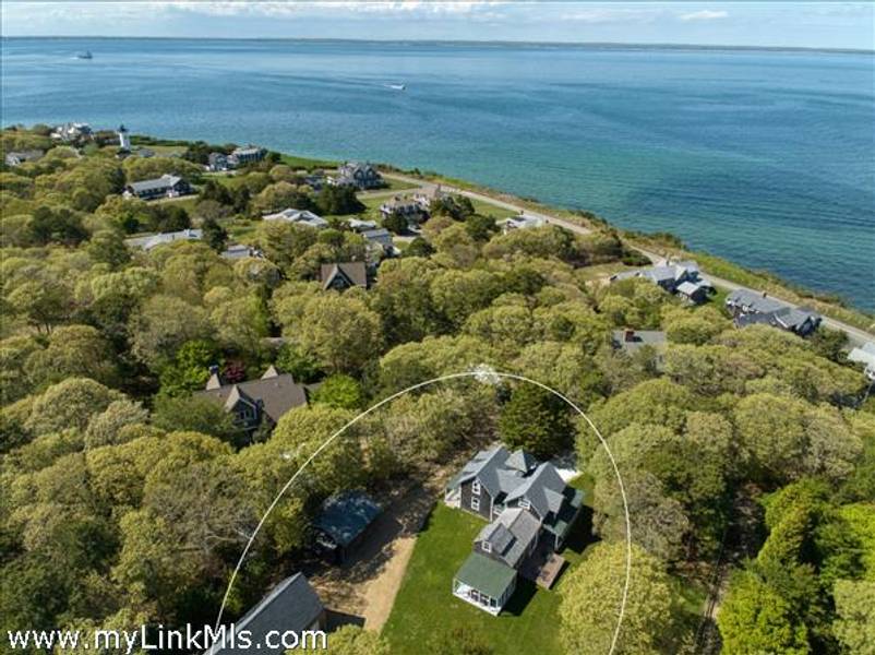 16 Atlantic Avenue  Oak Bluffs