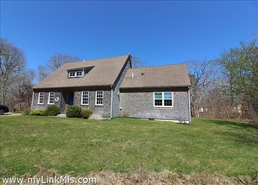13 Hotchkiss Lane  Edgartown