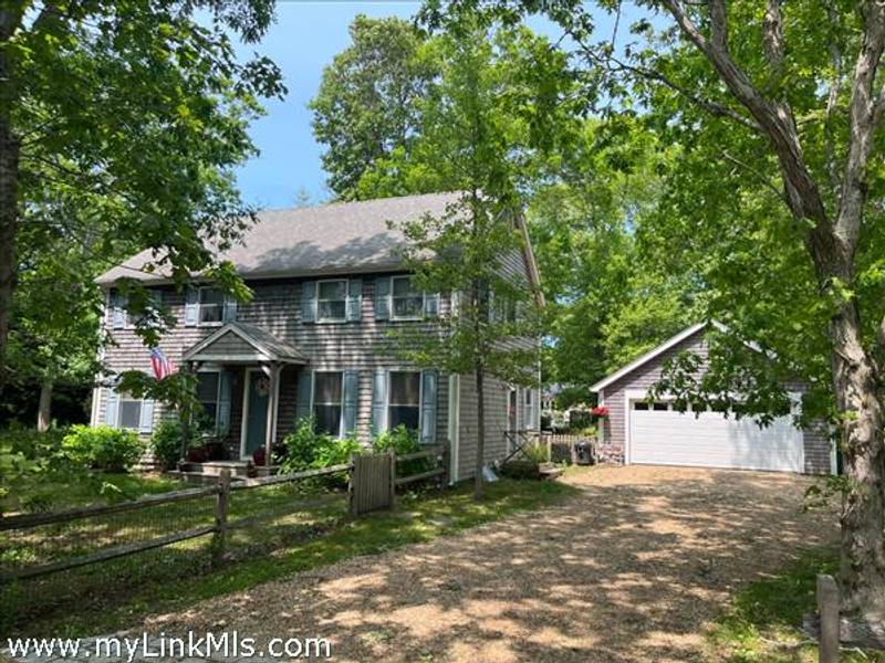 35 Stevens Avenue  Oak Bluffs