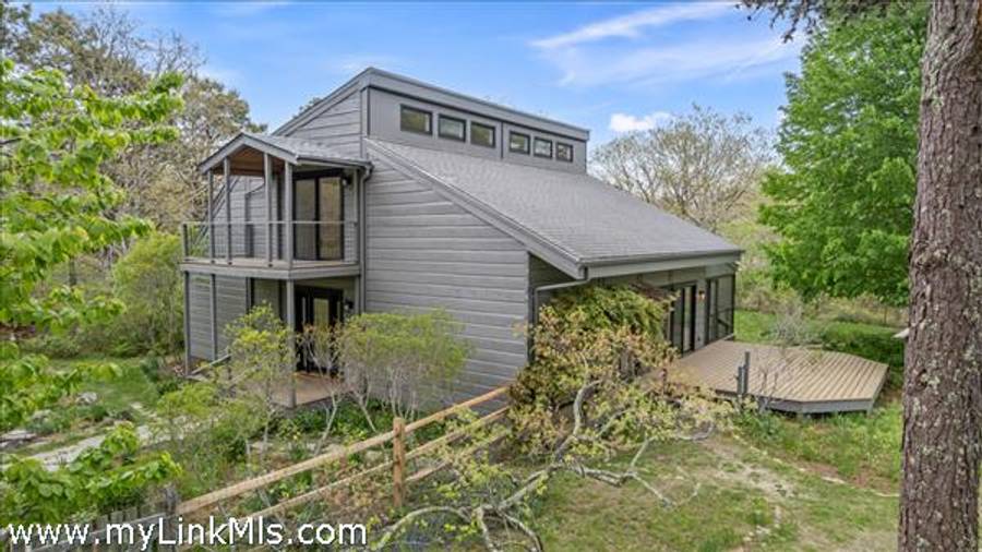 212 Charles Neck Way  West Tisbury