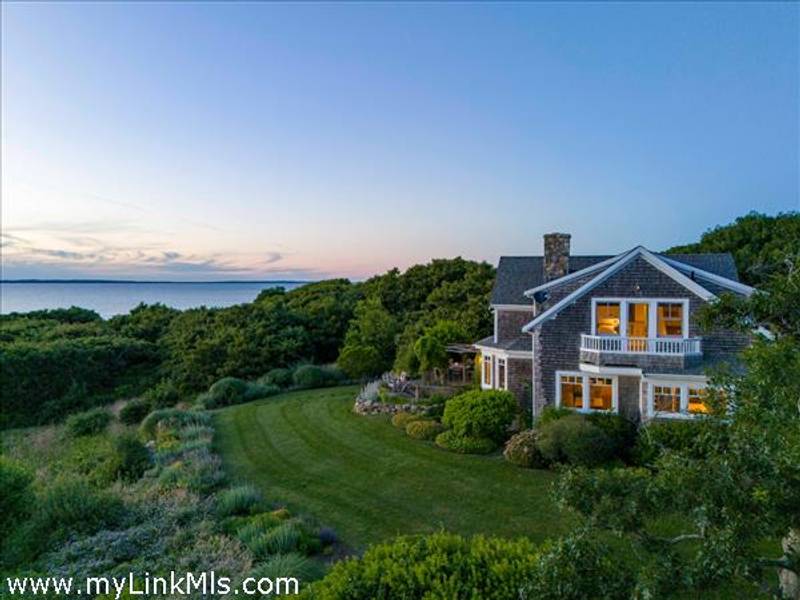 94 Menemsha Inn Road  Chilmark