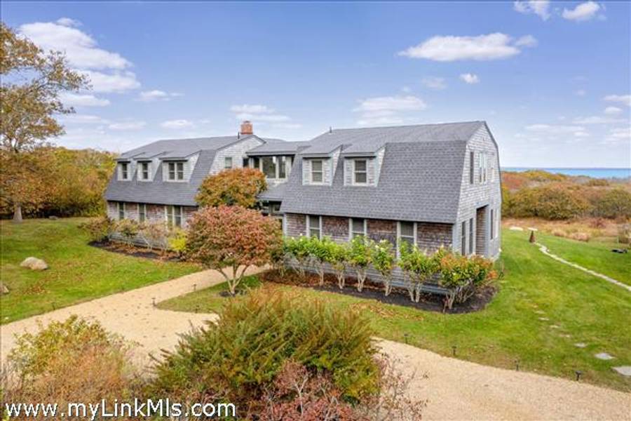 19BC Locust Lane  Aquinnah