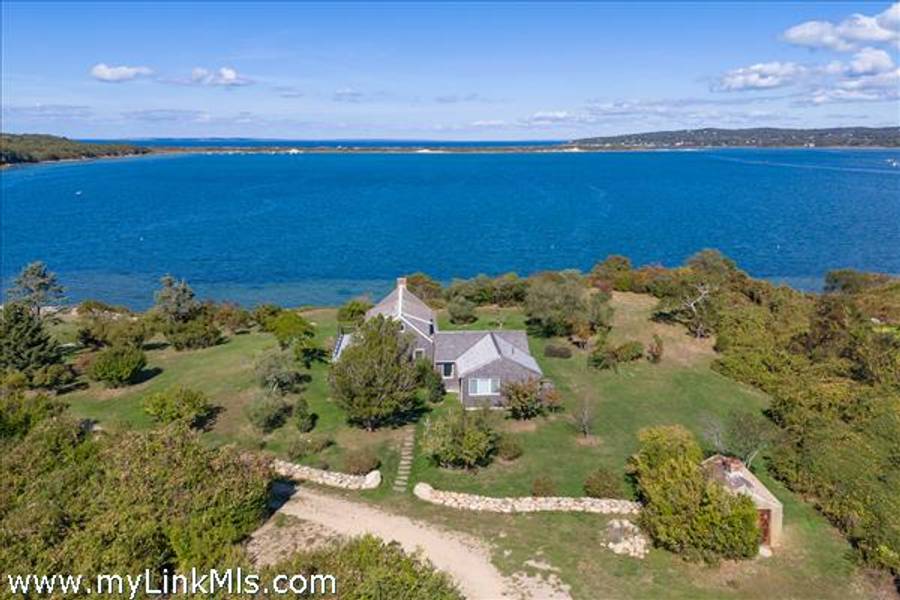 315 State Road  Aquinnah
