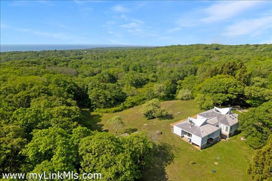 44 Cencelle  Chilmark