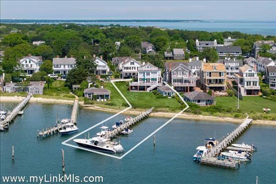 111 North Water Street  Edgartown