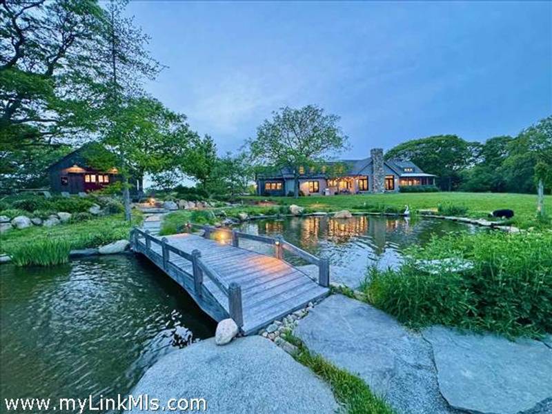 60 Meetinghouse Road  Chilmark