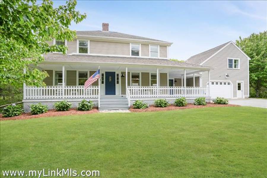 11 Huckleberry Hill Lane  Edgartown