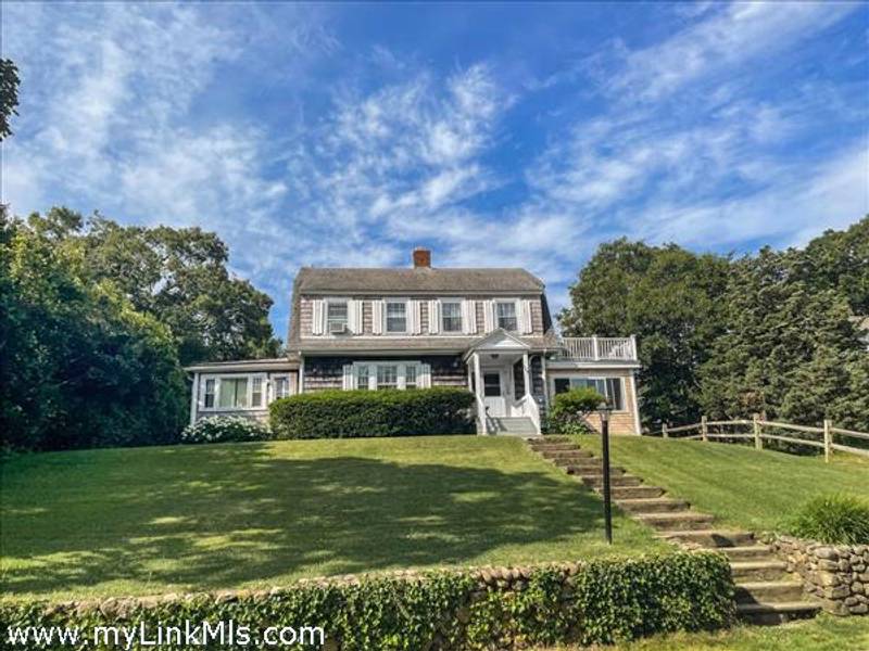 124 Skiff Avenue D10 Vineyard Haven