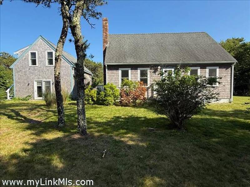 2 Farmers Road  Edgartown