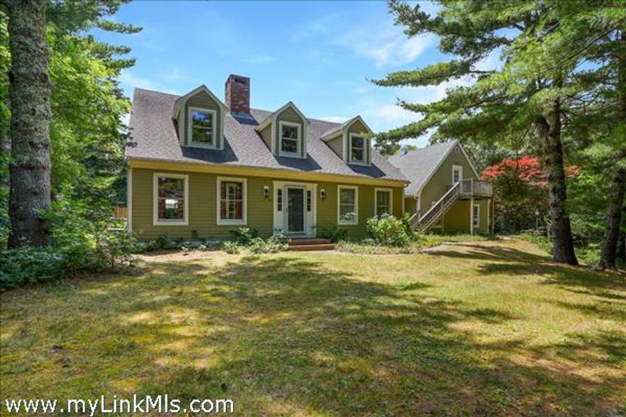 44- Tiffany Drive  Oak Bluffs