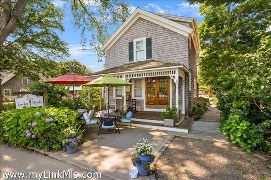 218 Upper Main Street  Edgartown