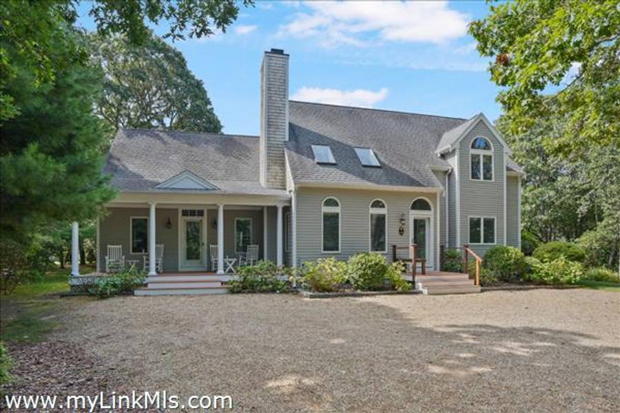 12 Duarte Circle  Edgartown