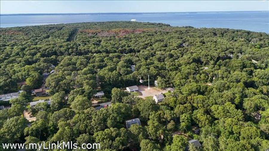 00 Bernard Circle  Vineyard Haven
