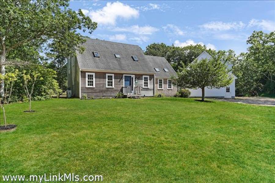 1 Saddle Club Road  Edgartown