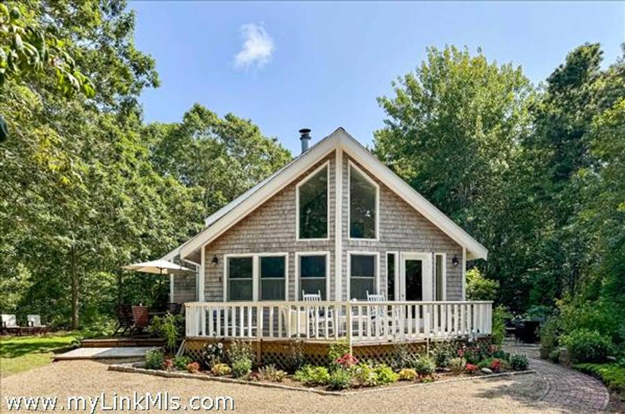 58 Road to the Plains  Edgartown