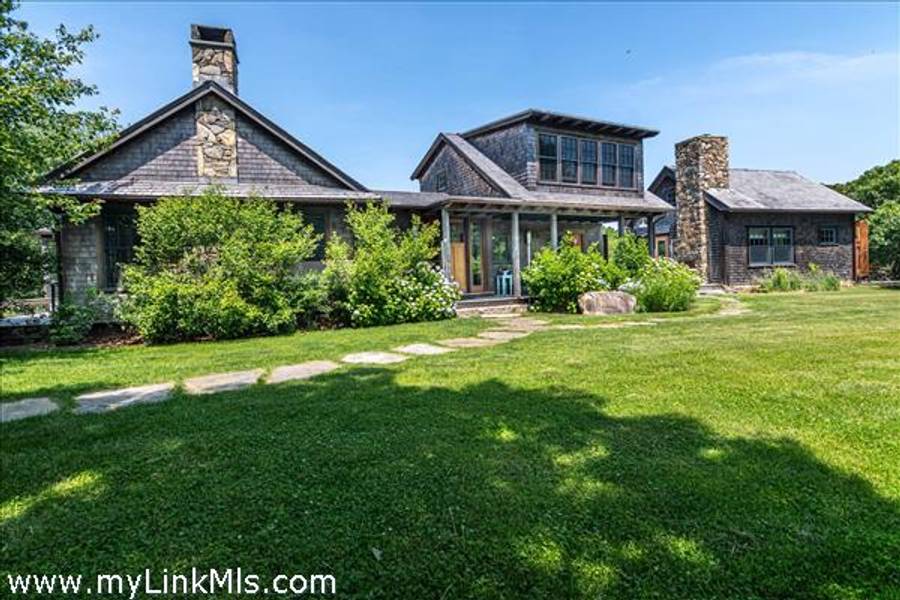 15 Old Farm Road  Chilmark