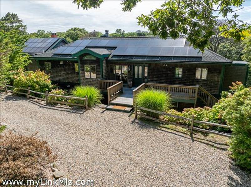 79 David Avenue  Vineyard Haven