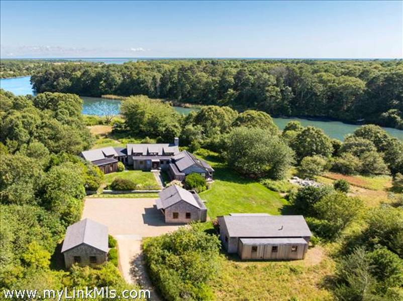 65 Carls Way  West Tisbury