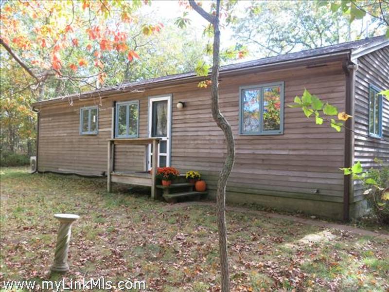 34 Pine Lane  West Tisbury