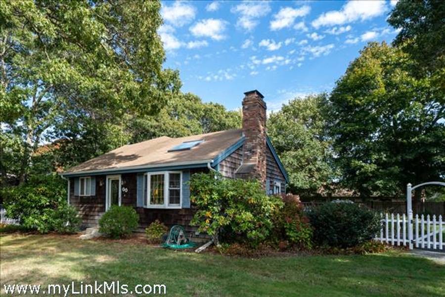 28 Barling Avenue  Oak Bluffs