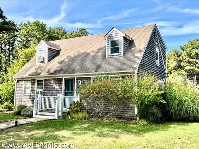 5 Seths Path  Oak Bluffs