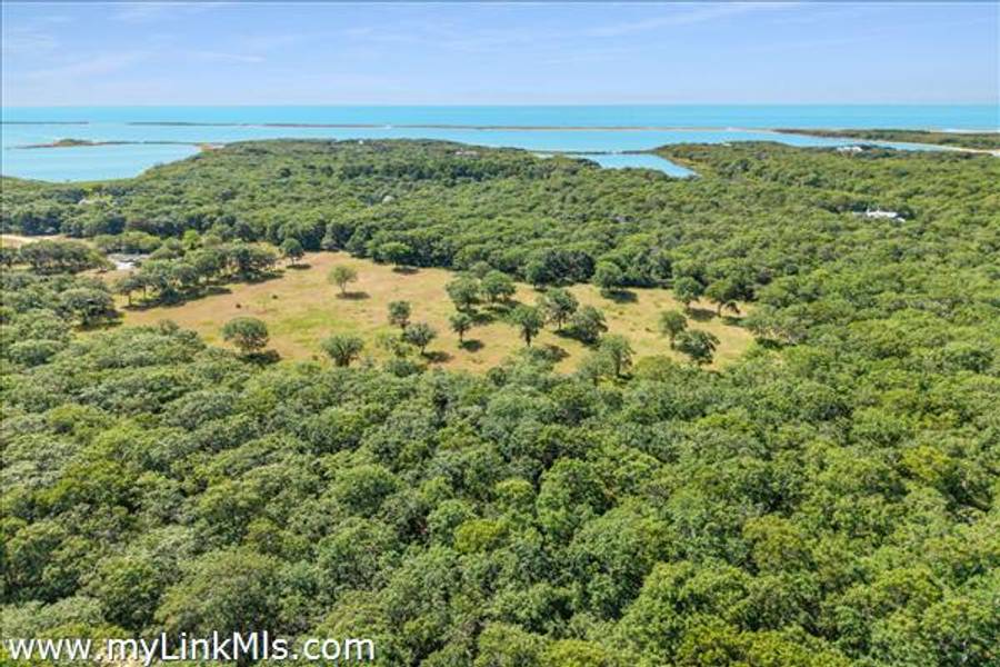 3 Jacobs Neck Road North Lot 1   Edgartown