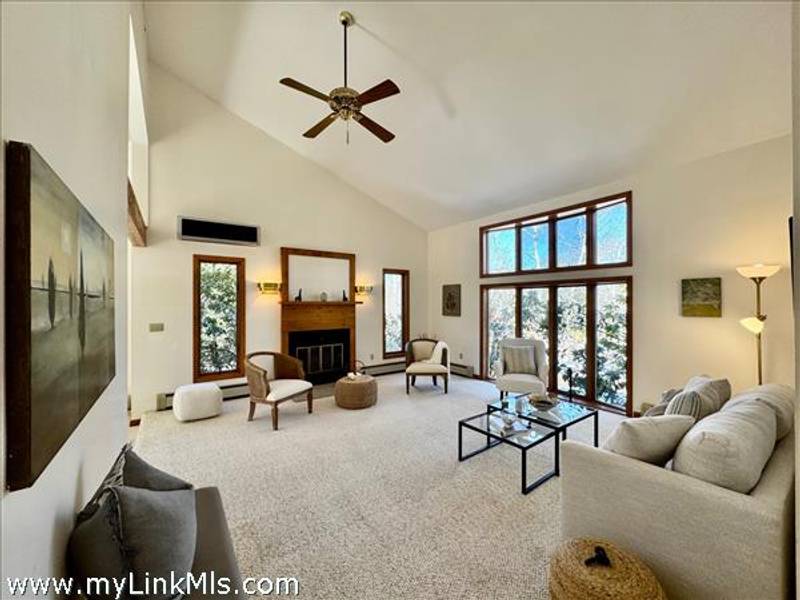 103 Meadow View Road  Oak Bluffs