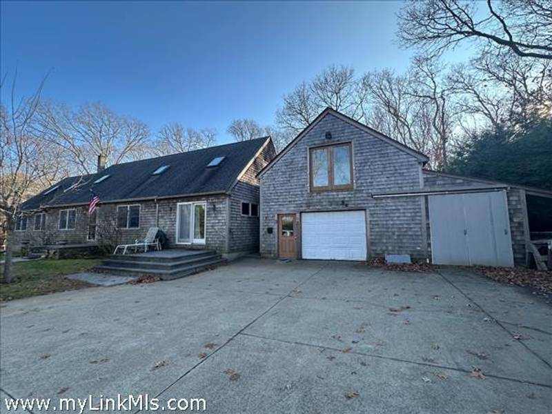 52 Carrolls Way  Vineyard Haven
