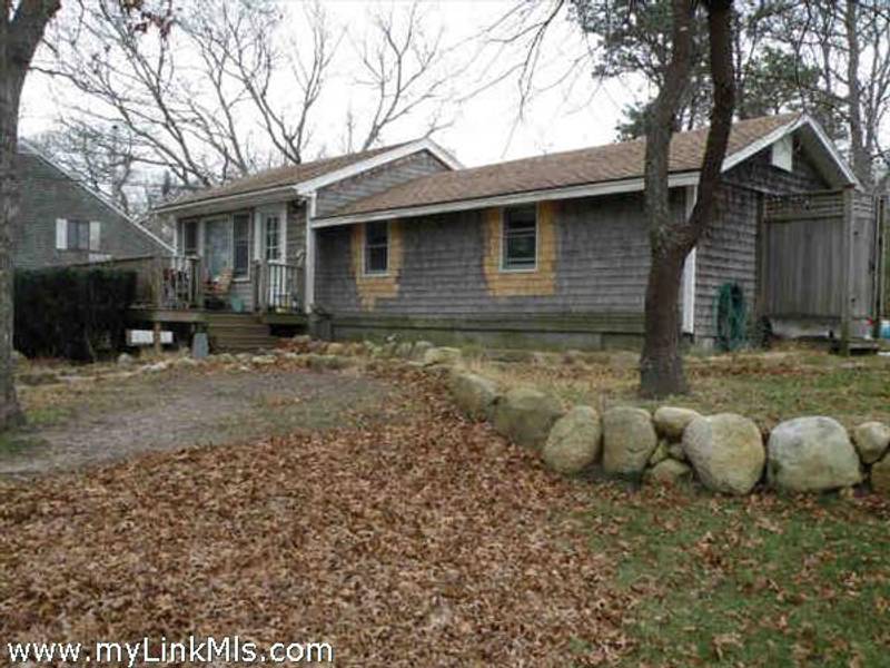 260 The Boulevard  Edgartown