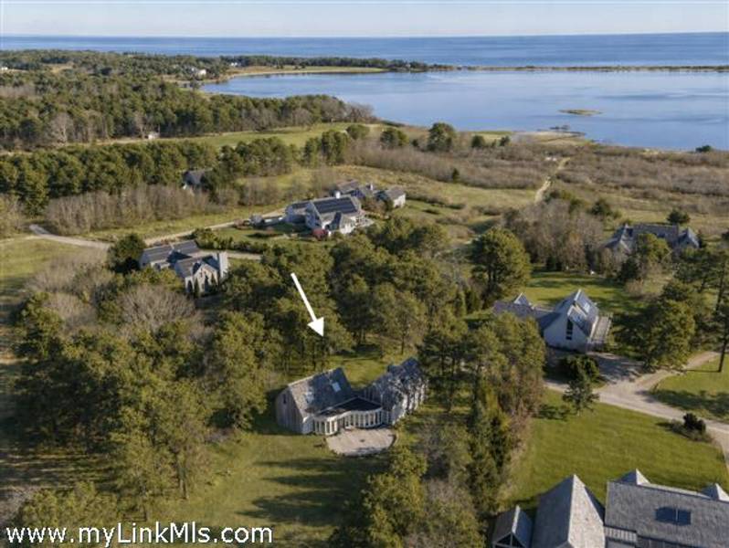 22 Old Harbor Lane  Oak Bluffs