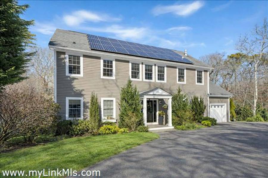 241 Daggett Avenue  Vineyard Haven