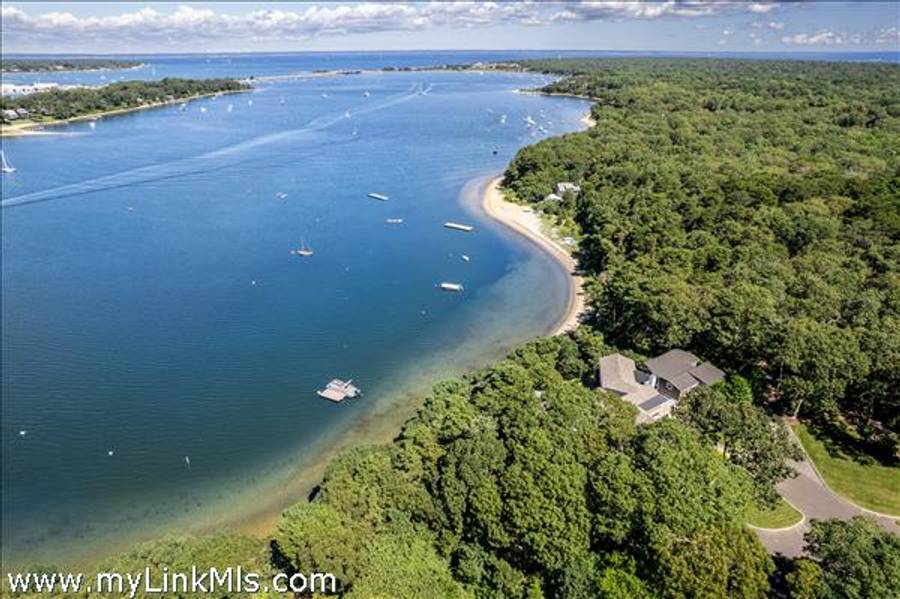 217- Barnes Road  Oak Bluffs