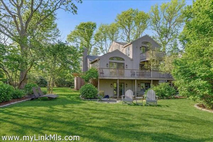 3 Hidden Cove Road  Oak Bluffs