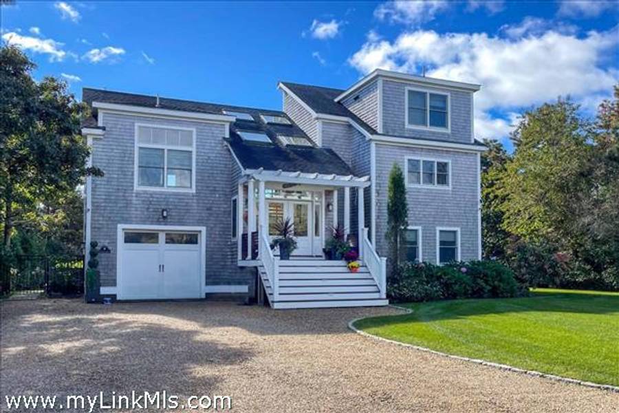 7 Katama Drive  Edgartown