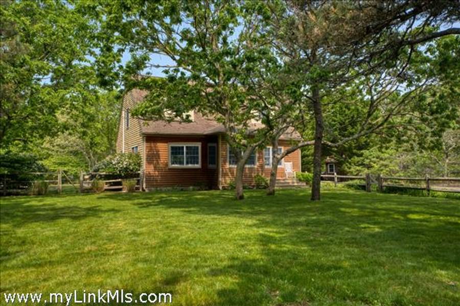 111 Charles Neck Way  West Tisbury