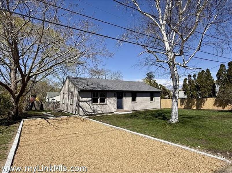 10 Winthrop Avenue  Oak Bluffs