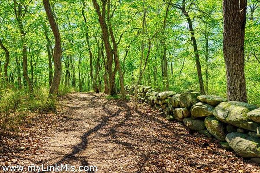 0 North Road 15 Belhaven Way  Chilmark