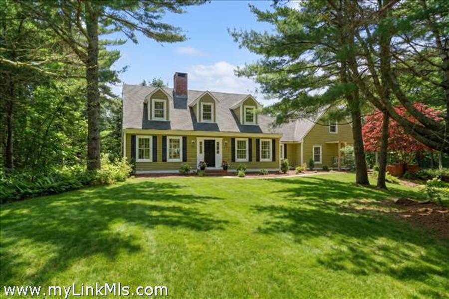 44 Tiffany Drive  Oak Bluffs