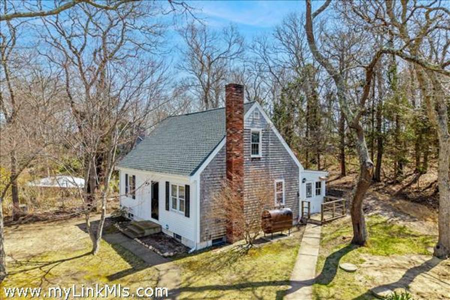 17 Mariner Road  Vineyard Haven